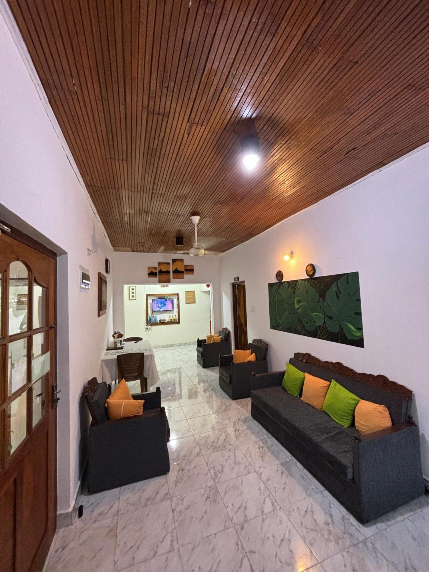 Goalma Family Holiday Resort & Restaurant 阿努拉德普勒 外观 照片